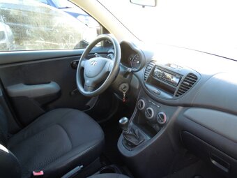 Hyundai i10 1.1i 68koní r.v.10/2011 vč. DPH - 11