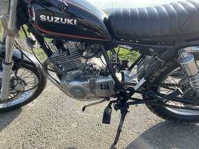 Suzuki TU 250 - 11