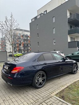 Mercedes-Benz 350d - 11