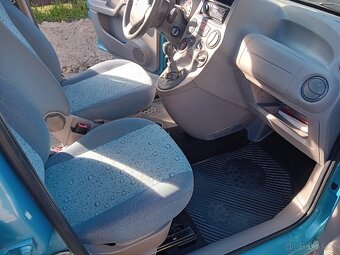 Fiat Panda 1.1, 40 kW, r. v. 2007  2. majitel - 11