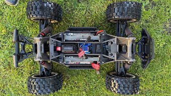 Traxxas X-Maxx 8S 1:5 - 11