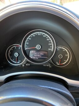 Volkswagen Beetle, 1.6TDI, DSG - 11