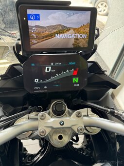 BMW F900XR - 11