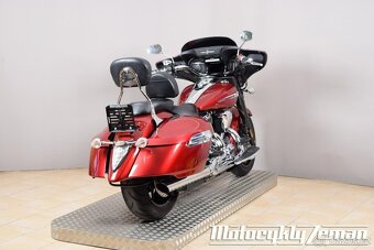 Yamaha XV 1900 A Midnight Star Stratoliner Deluxe 2014 - 11