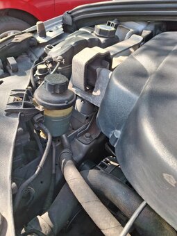 VOLVO V60 D3 - 5-válec 120kw - 11