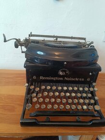 Staré psací stroje prodám - 11