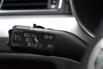 Škoda Superb II 1.6 TDi CR ELEGANCE,XENON,DKLIMA,TEMP,VÝHŘEV - 11