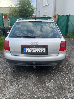 Prodám Audi A6 2.5 quattro r.v2000 - 11