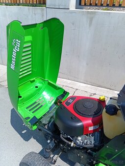 Prodám zahradní traktor MTD MasterCut - 11