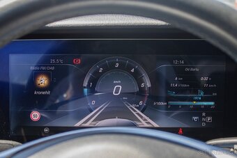 Mercedes-Benz E Kupé 220d AMG - TOP stav, Možnosť splátok - 11