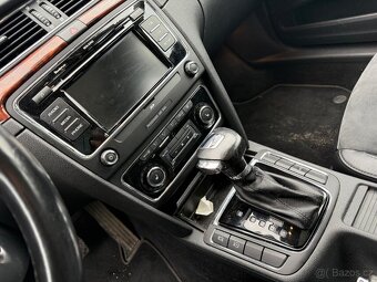 Superb kombi 2.0tsi 147kw DSG Automat Xenony Alcantara - 11