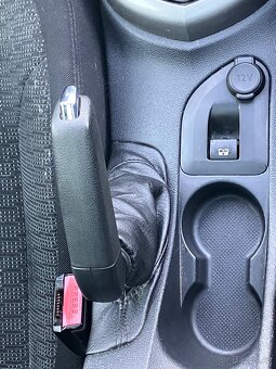 Peugeot 308sw 1.6 THP156 - 11