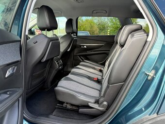 Peugeot 5008 1.6 THP 121kW Allure | 7 míst, tažné, kamera - 11