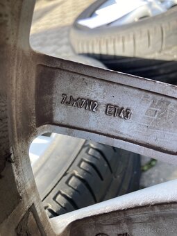 Sada alu kol 5x112 z VW, pneu letní 235/55/17 - 11
