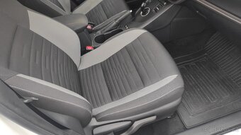 Toyota Auris 1.8i Hybrid, Combi. - 11