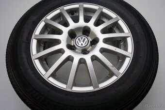 Volkswagen Bora Golf - Originání 15" alu kola - Letní pneu - 11