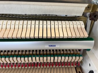 Zánovné pianino Yamaha mod. B2 se zárukou 5 let, doprava zda - 11