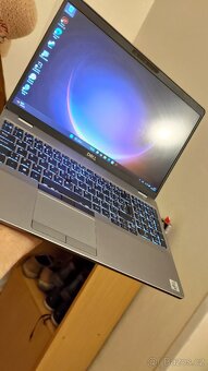 Dell letitude 5511 i7 10 gen 1tb SSD nVidia mx250 - 11