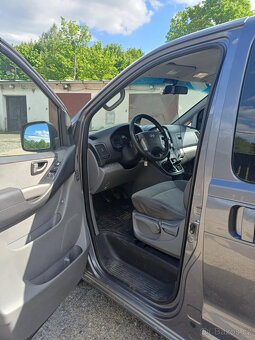 Hyundai H 1 2.5 CRDi 100KW MANUÁL 8-MÍST - 11