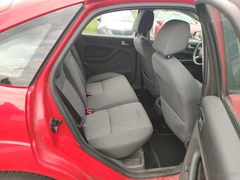 Ford Focus 1.6i - 74 kW - klimatizace - 11