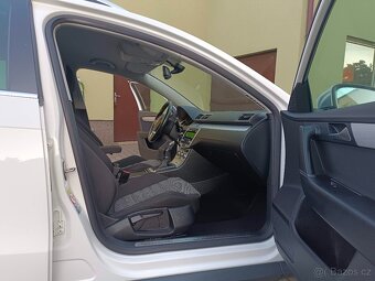 VW Passat B7 Alltrack 2.0 Tdi 103 kW  combi - 11