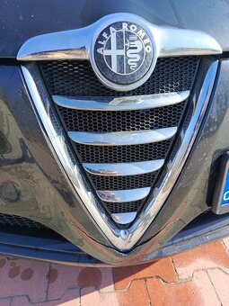 Alfa Romeo GT 1.9 JTD, r.v. 2005 - 11