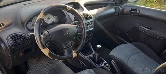 Peugeot 206sw 1.4HDI tažné zařízení,klimatizace - 11