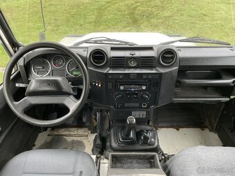 Land Rover Defender 110. 2.4 TD 90kW. 4x4. Rv 2008. Nová STK - 11