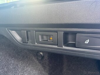 Škoda Octavia 4 2.0 TDI 110kW DSG Tažné DAB Keyless Navi LED - 11