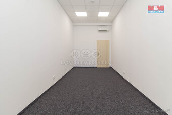 Pronájem kancelářského prostoru, 20 m², Praha, ul. Podbabská - 11