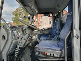 Třístranný sklápěč s hydraulickou rukou 16E21 - 11