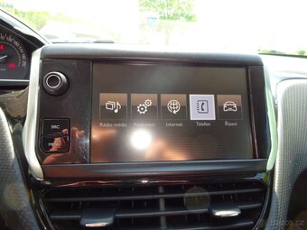Peugeot 2008 1,6 VTI, AUTOMAT - 11