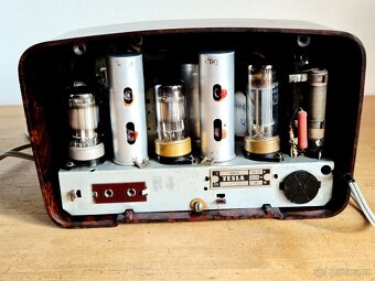 Staré rádio Tesla Talisman 306U - 11