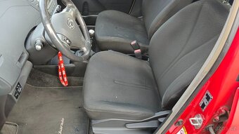 Daihatsu Charade 1.3I 73 KW - 11