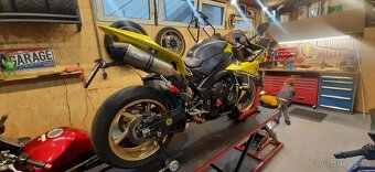 Yamaha YZF-R1 TCS 2014 RN22 - 11