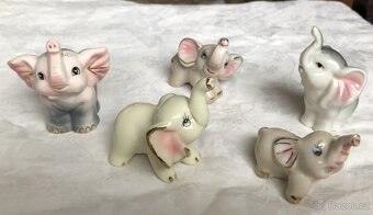 Sbírka miniaturních figurek slona - 11
