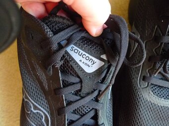 Sportovní, běžecké boty Saucony Axon 3, 46 - 11