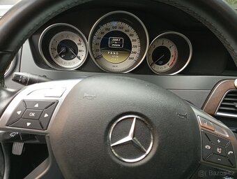 Mercedes-Benz C220 combi w204 - 11