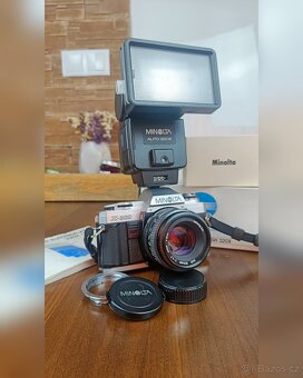 Minolta x-3000 s obj. Minolta 1.7/50 mm + blesk 320X, MD - 11