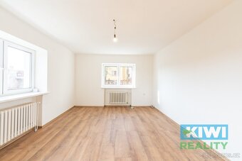 Pronájem, byt 4+1, 74 m2, Dolní Lhota, ev.č. 1422 - 11
