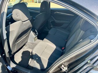 Škoda Octavia 4 1.5 TSI - 11