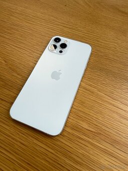 iPhone 12 Pro Max 256 GB – bílý – perfektní stav – 11 500 Kč - 11