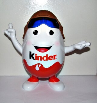 Kinder maxi vejce figurka Pilot, Ferrero dóza. - 11