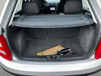 VW UP 1.0MPi, r.2017, 1.majitel, klima, česká STK, sada kol - 11