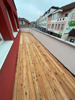 Pronájem 1kk Sedlčany náměstí - 11