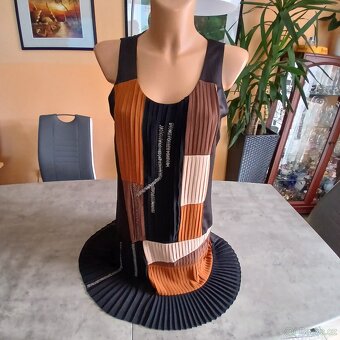 Plisované šaty Deby Debo vel. S - 11