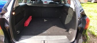 Opel Astra Sports Tourer kombi - 11