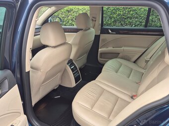 Škoda Superb 2.0 TSI DSG 2011 - 11