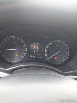 Škoda Octavia Scout - 11