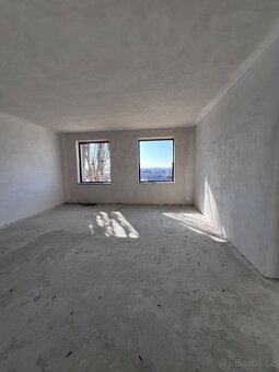 Pronájem budovy 1 950 m² - 11
